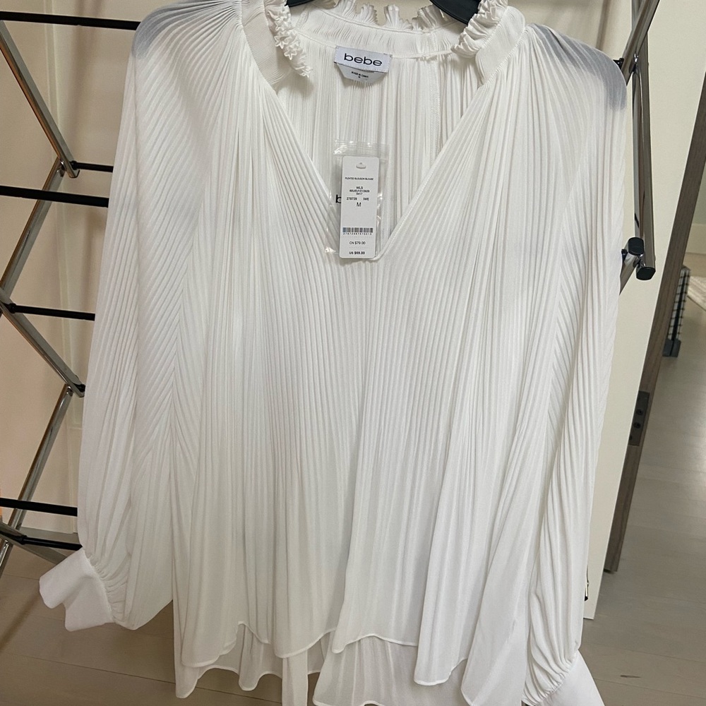Bebe white pleated blouson top